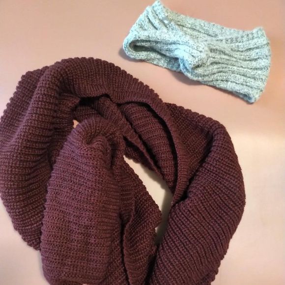 Fabletics Accessories - Fabletics Winter Bundle